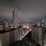 Av Central - Coracao De Balneario Camboriu! Ed Imperador